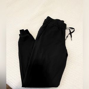 Lululemon On The Fly Joggers